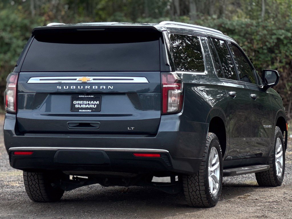 Used 2021 Chevrolet Suburban LT AWD/4WD image 7
