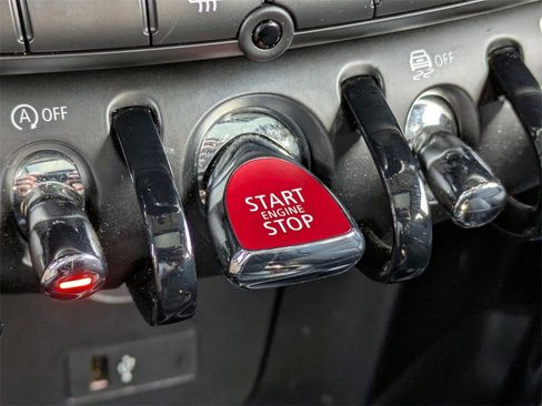 Used 2024 MINI Cooper S image 29