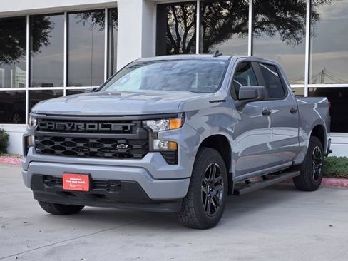 Used 2024 Chevrolet Silverado 1500 Custom w/ Turbomax Blackout Package image 3