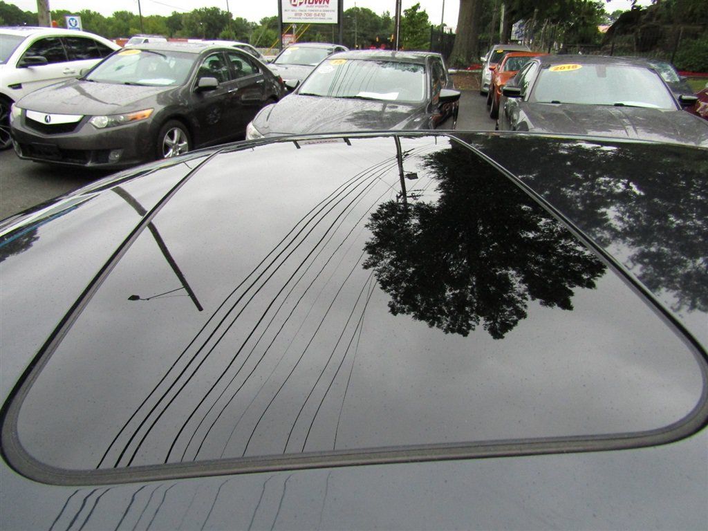Used 2017 Nissan Altima 3.5 SL w/ 3.5SL Technology Package FWD image 13
