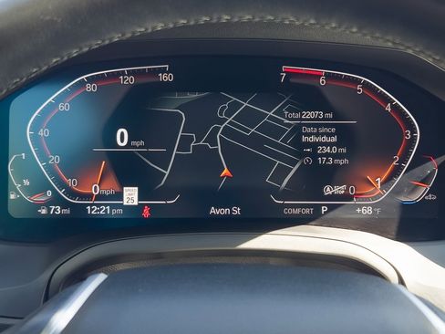 Used 2021 BMW 330i Sedan w/ Premium Package image 18