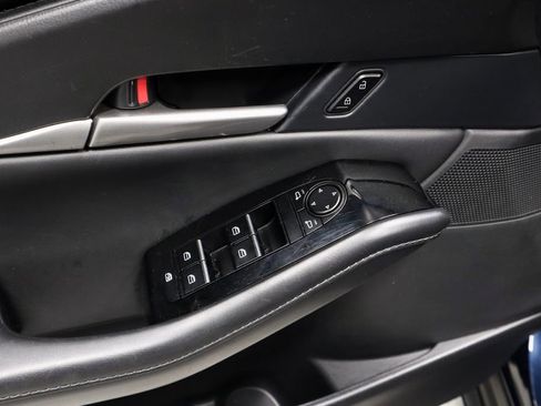 Used 2025 MAZDA CX-30 AWD 2.5 S w/ Select Sport Pkg image 23