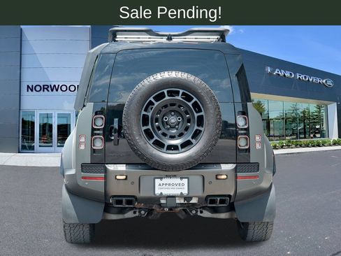 Certified 2025 Land Rover Defender 110 AWD/4WD image 5