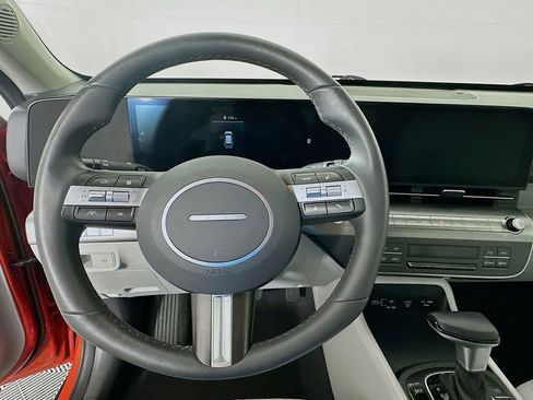 Certified 2025 Hyundai Kona SEL image 11