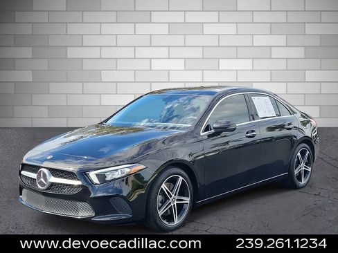 Used 2021 Mercedes-Benz A 220 image 1