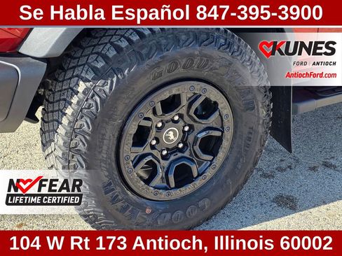 Used 2023 Ford Bronco Wildtrak image 16