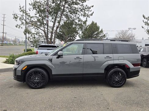 Certified 2025 Hyundai Santa Fe Calligraphy image 15