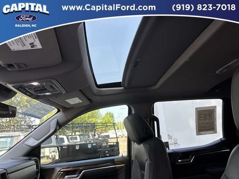 Used 2025 Chevrolet Silverado 1500 LT Trail Boss AWD/4WD image 21