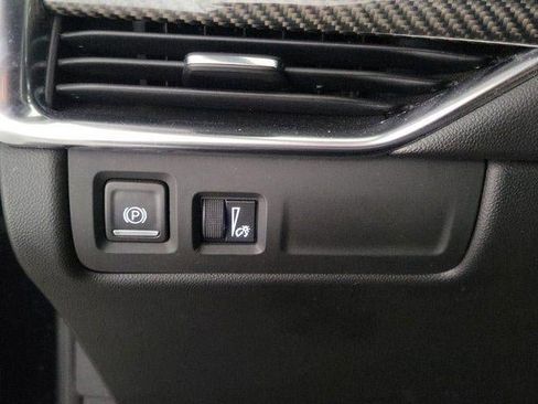 Used 2023 Cadillac XT4 Sport FWD image 14
