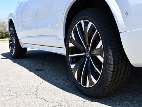 New 2026 Volvo XC90 B6 Ultra w/ Protection Package Premier AWD/4WD image 9
