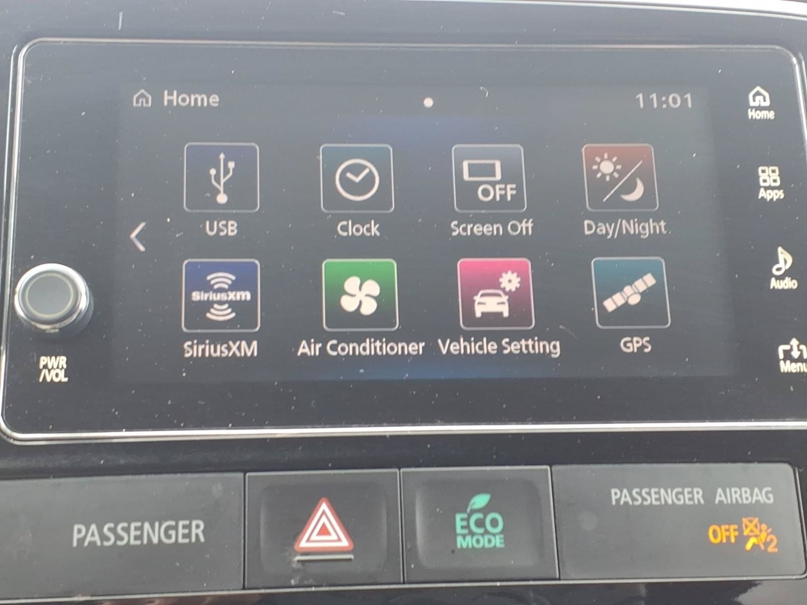 Used 2017 Mitsubishi Outlander SE AWD/4WD image 19