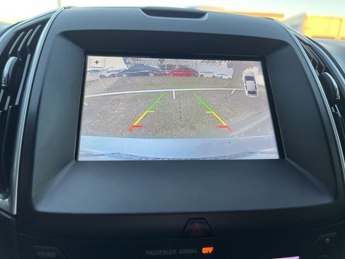 Used 2017 Ford Edge Titanium image 30