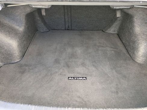 Used 2025 Nissan Altima 2.5 SR image 28