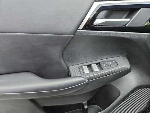 Used 2023 Mitsubishi Outlander SE image 12