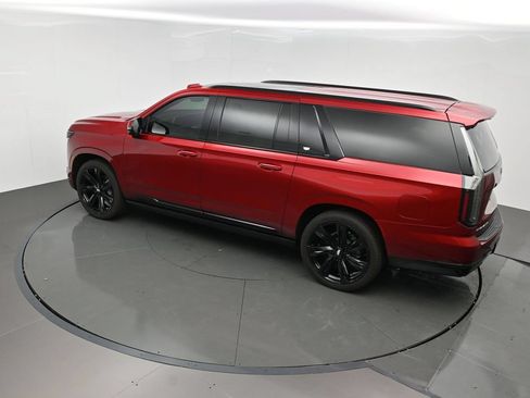 Used 2025 Cadillac Escalade ESV Sport Platinum w/ LPO, Floor Liner Package AWD/4WD image 53