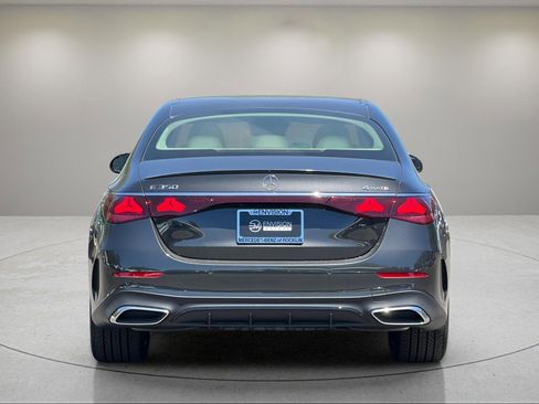 New 2025 Mercedes-Benz E 350 4MATIC Sedan image 5