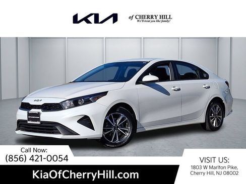 Used 2024 Kia Forte LXS FWD image 1