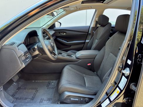 Used 2025 Honda Accord SE image 15