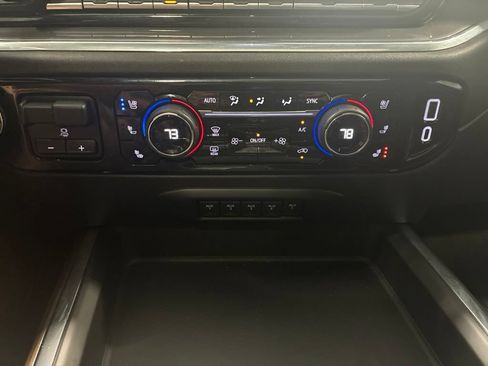 Used 2025 Chevrolet Silverado 3500 High Country w/ High Country Premium Package AWD/4WD image 33