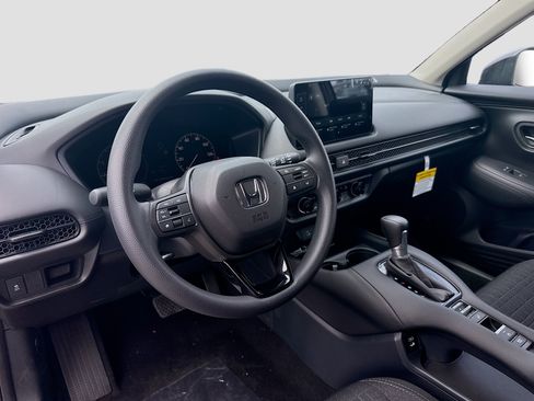 New 2027 Honda HR-V LX image 9