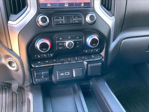 Used 2021 GMC Sierra 1500 SLT w/ SLT Premium Plus Package image 29