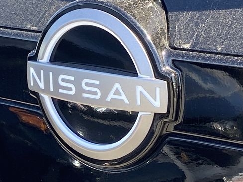 Used 2025 Nissan Pathfinder SV w/ Cargo Package image 5