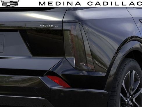 New 2026 Cadillac Optiq Sport 1 image 11