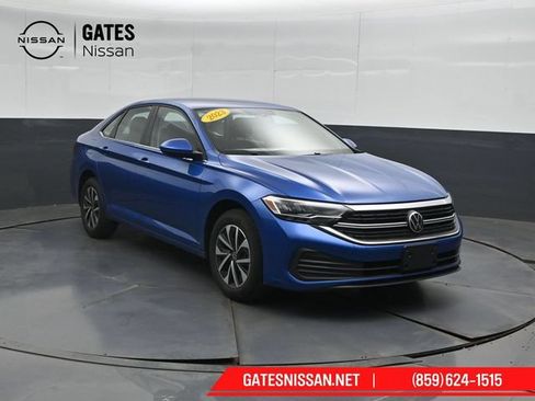 Used 2023 Volkswagen Jetta S FWD image 4