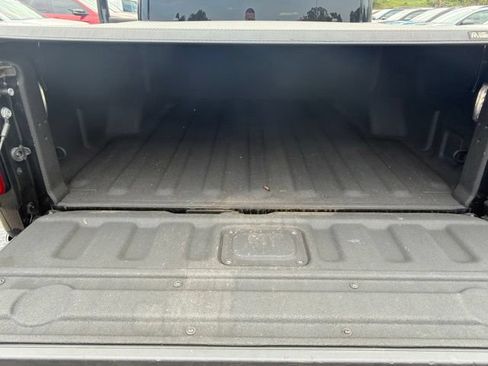 Used 2022 Jeep Gladiator Overland AWD/4WD image 24