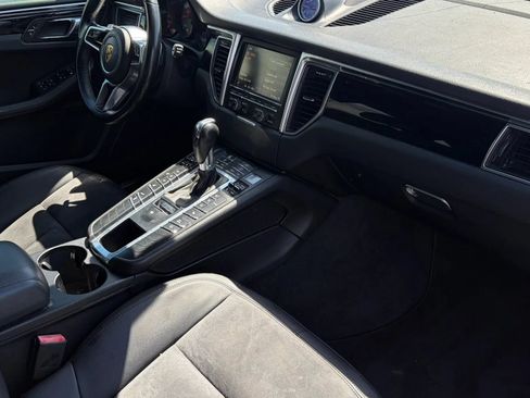 Used 2016 Porsche Macan S w/ Infotainment Package AWD/4WD image 14