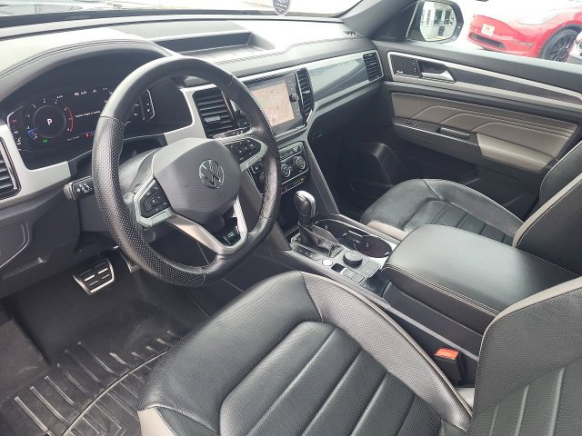 Used 2023 Volkswagen Atlas Cross Sport SEL AWD/4WD image 16