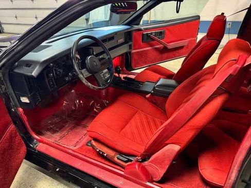 Used 1987 Chevrolet Camaro LT image 15