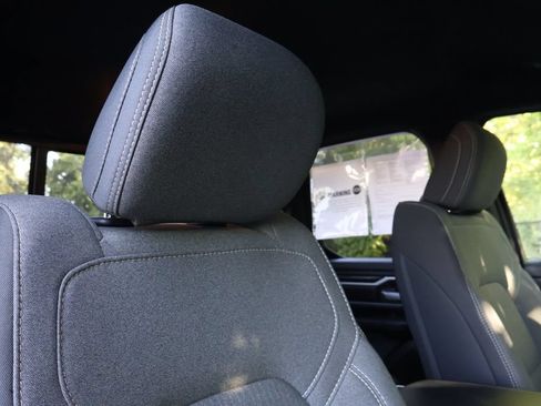 Used 2021 RAM 1500 Big Horn AWD/4WD image 43