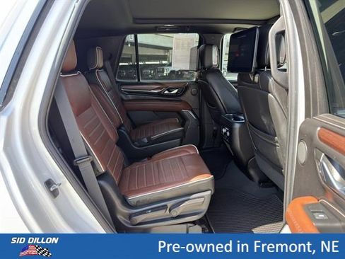 Used 2023 GMC Yukon Denali Ultimate AWD/4WD image 21