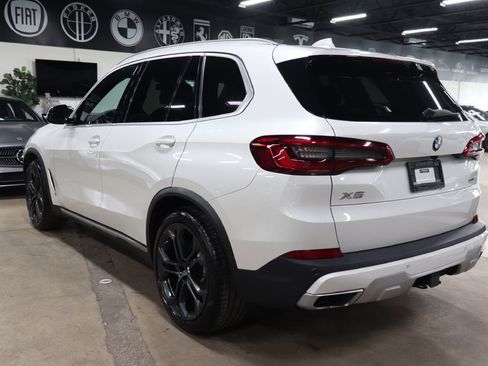 Used 2019 BMW X5 xDrive50i image 3
