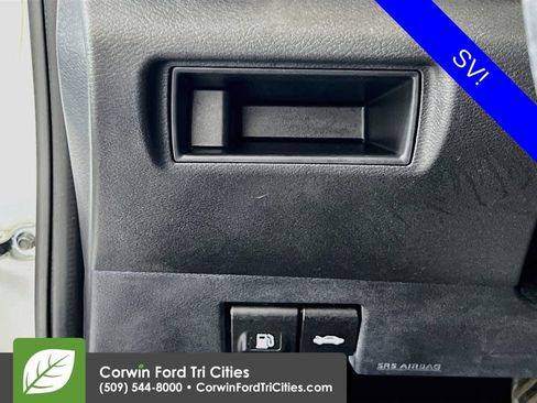 Used 2022 Nissan Versa SV FWD image 19