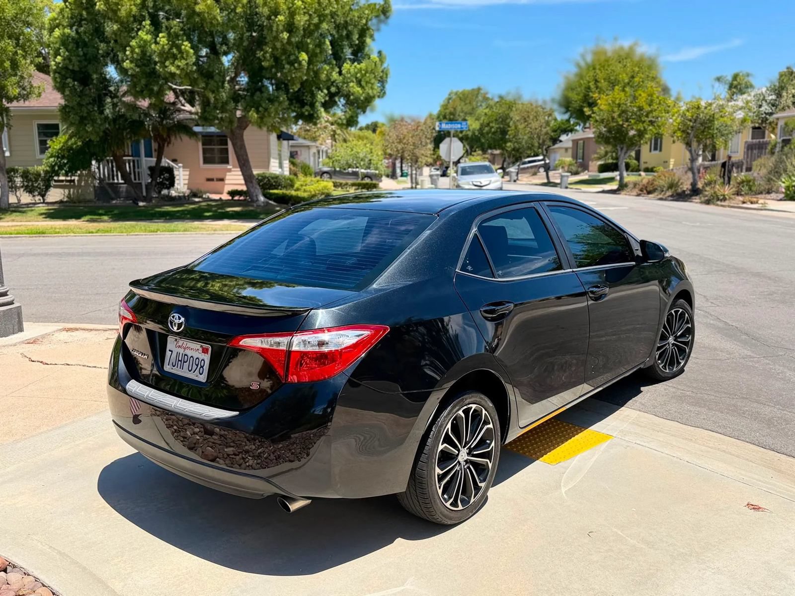 Used 2015 Toyota Corolla S w/ Protection Package FWD image 3