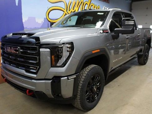 New 2026 GMC Sierra 2500 AT4 w/ AT4 Premium Plus Package image 9