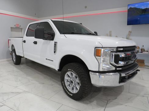 Used 2021 Ford F250 XL w/ STX Appearance Package image 2