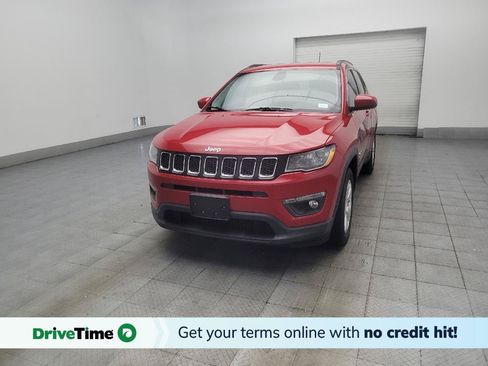 Used 2019 Jeep Compass Latitude FWD image 1