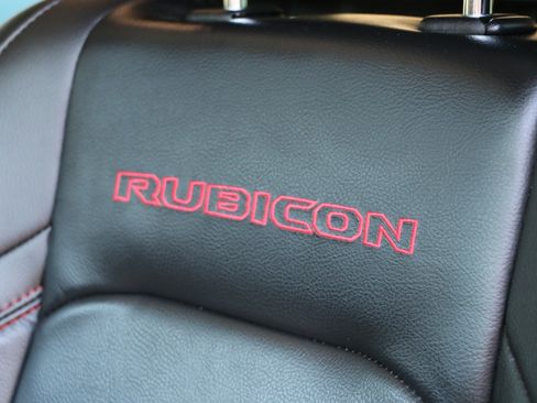 Used 2021 Jeep Wrangler Rubicon AWD/4WD image 23