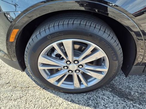 Used 2025 Cadillac XT5 Premium Luxury AWD/4WD image 41