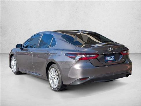 Used 2022 Toyota Camry LE w/ Carpet Mat Package (TMS) image 8
