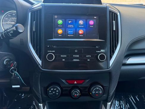 Used 2019 Subaru Forester Premium AWD/4WD image 8