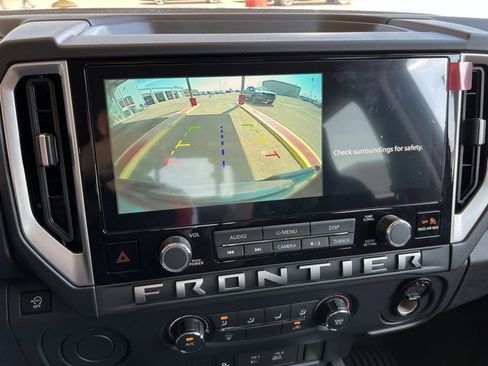 New 2026 Nissan Frontier SV image 4