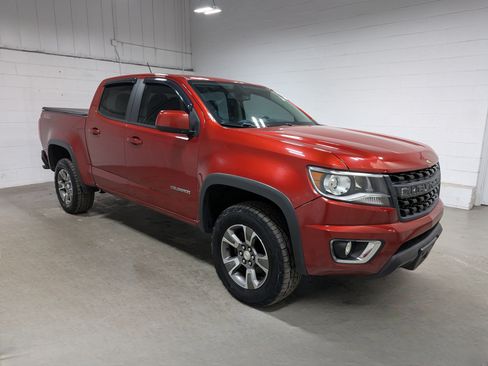 Used 2016 Chevrolet Colorado Z71 AWD/4WD image 2