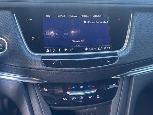 Used 2023 Cadillac XT5 Luxury image 16