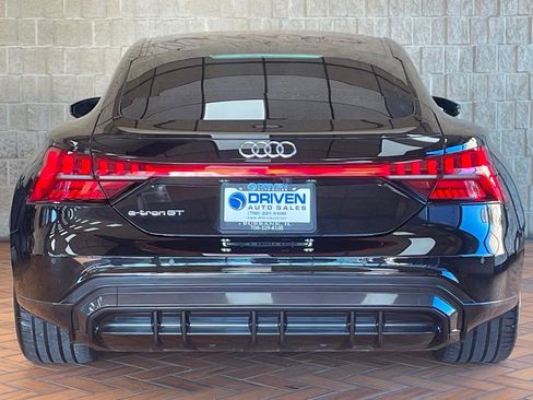 Used 2023 Audi e-tron GT Premium Plus image 8