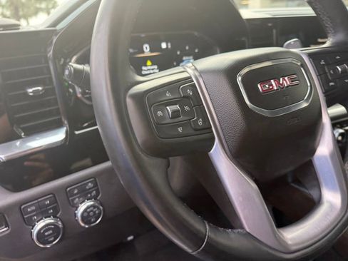 Used 2023 GMC Sierra 1500 SLT image 23