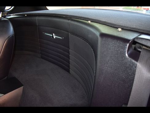 Used 2004 Ford Thunderbird RWD image 31